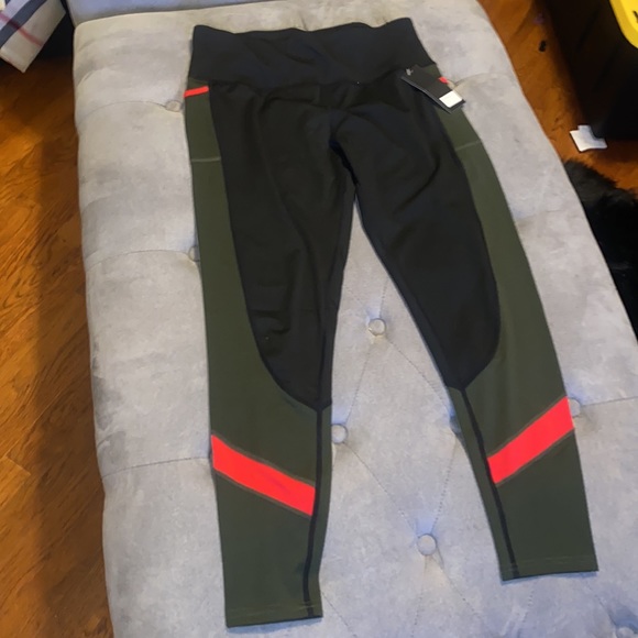 Stylish Activewear Legging - Picture 3 of 12